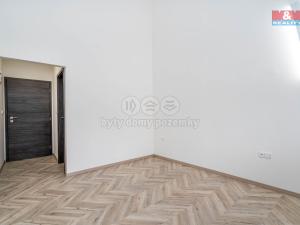 Prodej rodinného domu, Okrouhlo, 1076 m2