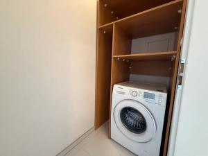 Pronájem bytu 2+kk, Praha - Hrdlořezy, Učňovská, 68 m2