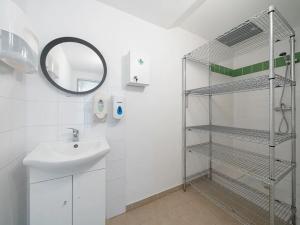 Prodej obchodního prostoru, Říčany, Černokostelecká, 96 m2