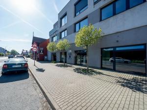 Prodej obchodního prostoru, Říčany, Černokostelecká, 73 m2
