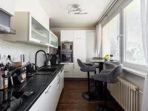 Prodej bytu 3+1, Praha - Hlubočepy, Högerova, 74 m2