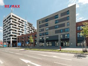 Pronájem bytu 1+kk, Praha - Hloubětín, Poděbradská, 33 m2