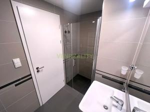 Pronájem bytu 2+kk, Praha - Košíře, Hlaváčkova, 51 m2