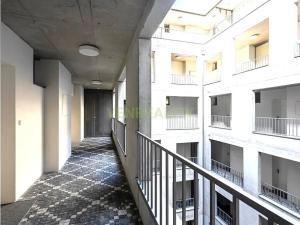 Pronájem bytu 2+kk, Praha - Košíře, Hlaváčkova, 51 m2