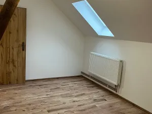 Pronájem bytu 3+1, Záchlumí, 103 m2