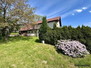 Prodej rodinného domu, Liberk, 230 m2