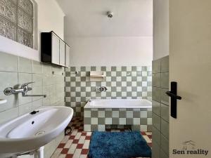 Prodej rodinného domu, Liberk, 230 m2