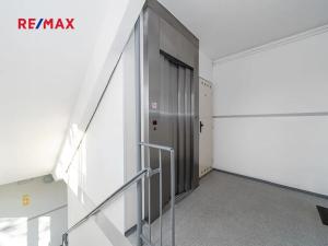 Prodej bytu 3+1, Praha - Střížkov, Varnsdorfská, 52 m2