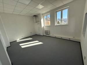 Pronájem skladu, Krnov, 9. května, 94 m2