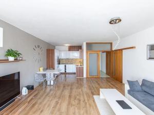 Pronájem bytu 2+kk, Olomouc, Jeremiášova, 60 m2