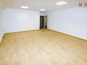 Pronájem kanceláře, Jindřichův Hradec - Jindřichův Hradec II, Kmentova, 30 m2