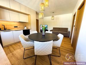 Prodej bytu 3+kk, Vrchlabí, Jos. Šíra, 57 m2