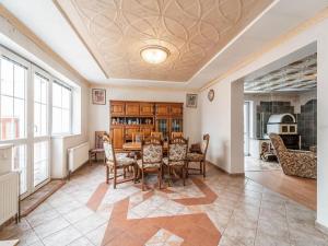 Prodej rodinného domu, Mladá Boleslav, Partyzánská, 199 m2