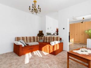 Prodej bytu 2+1, Nová Ves, 66 m2