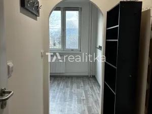 Pronájem bytu 2+kk, Karviná, Divišova, 37 m2