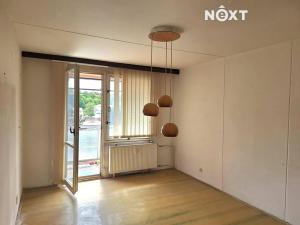 Prodej bytu 3+1, Hostinné, Sídliště, 71 m2