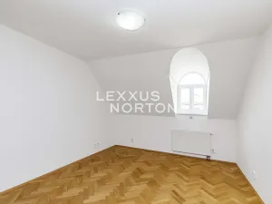 Prodej bytu 2+kk, Praha - Nové Město, Klimentská, 42 m2
