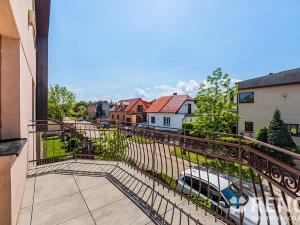 Prodej rodinného domu, Praha - Dolní Počernice, Jana Bílka, 301 m2