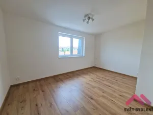 Pronájem bytu 2+kk, Praha - Kyje, Jamská, 43 m2
