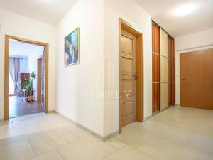 Prodej bytu 4+kk, Praha - Malešice, Univerzitní, 105 m2