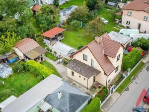 Pronájem rodinného domu, Praha - Dubeč, K pekárně, 104 m2
