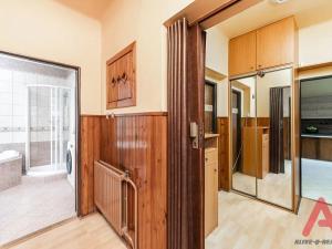 Pronájem rodinného domu, Praha - Dubeč, K pekárně, 104 m2