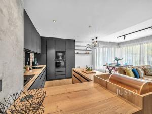 Prodej bytu 4+kk, Praha - Vršovice, Vršovická, 162 m2