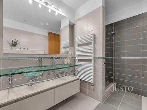 Prodej bytu 4+kk, Praha - Vršovice, Vršovická, 162 m2
