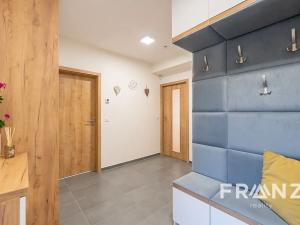 Prodej rodinného domu, Rožnov pod Radhoštěm, Na Harcovně, 122 m2