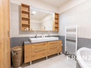 Prodej rodinného domu, Rožnov pod Radhoštěm, Na Harcovně, 122 m2