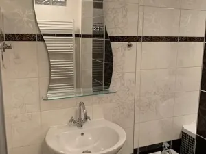 Pronájem bytu 3+1, Praha - Nové Město, Salmovská, 95 m2