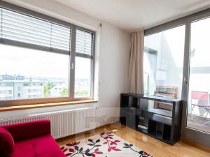 Pronájem bytu 1+kk, Praha - Prosek, Litoměřická, 52 m2