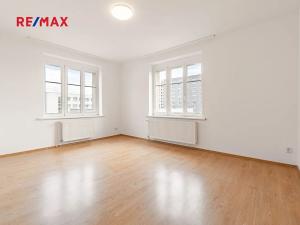 Pronájem bytu 2+1, Praha - Strašnice, Kralická, 52 m2