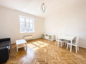 Pronájem bytu 2+kk, Praha - Strašnice, Na Třebešíně, 59 m2