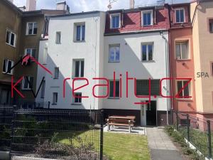 Pronájem bytu 1+1, Karlovy Vary, 1. máje, 31 m2