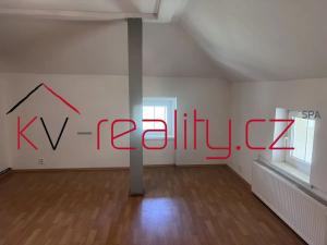 Pronájem bytu 2+1, Karlovy Vary, Kamenického, 65 m2