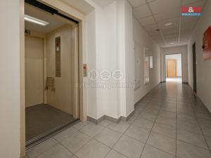Prodej bytu 2+kk, Neveklov, náměstí Jana Heřmana, 47 m2