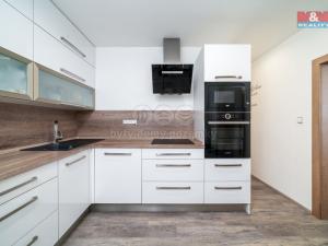 Prodej bytu 3+1, Lanškroun - Žichlínské Předměstí, B. Martinů, 74 m2