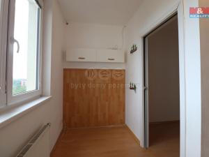 Pronájem bytu 1+kk, Praha, Hnězdenská, 39 m2