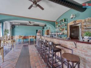 Pronájem restaurace, Praha - Smíchov, Nádražní, 339 m2