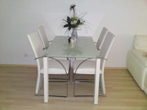 Prodej bytu 3+kk, Praha - Vysočany, Na Harfě, 104 m2