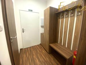 Pronájem bytu 1+kk, Ostrov - Horní Žďár, 27 m2