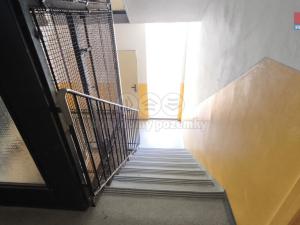 Pronájem bytu 1+kk, Kadaň, Golovinova, 20 m2