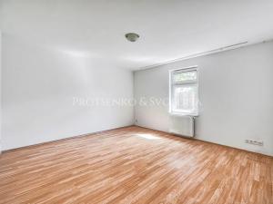 Prodej vícegeneračního domu, Senožaty, 182 m2