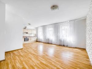 Prodej rodinného domu, Senožaty, 182 m2