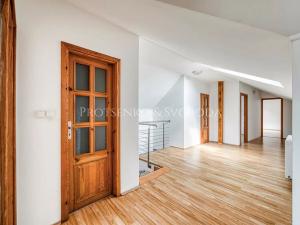 Prodej rodinného domu, Senožaty, 182 m2