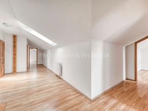 Prodej rodinného domu, Senožaty, 182 m2