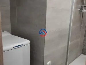 Pronájem bytu 2+1, Olomouc, Varšavské nám., 58 m2