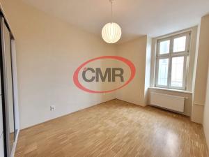 Pronájem bytu 2+kk, Praha - Smíchov, Štefánikova, 46 m2