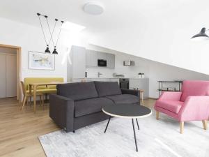 Pronájem bytu 2+kk, Praha - Libeň, Heydukova, 61 m2